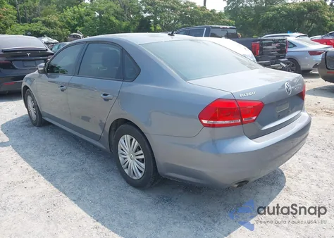 2014 Volkswagen Passat S из США, поврежденный, VIN 1VWAS7A32EC070490